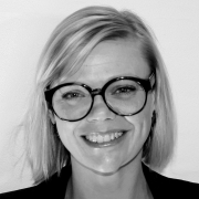 Nanna-profil-billede-sort-hvid-180×180